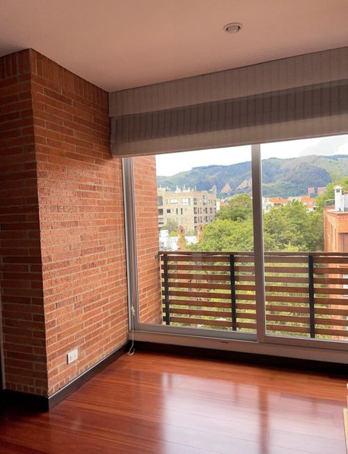 Apartamento de 3 alcobas en venta en Santa Barbara, Bogotá, 162 m² · foto 8 de 19