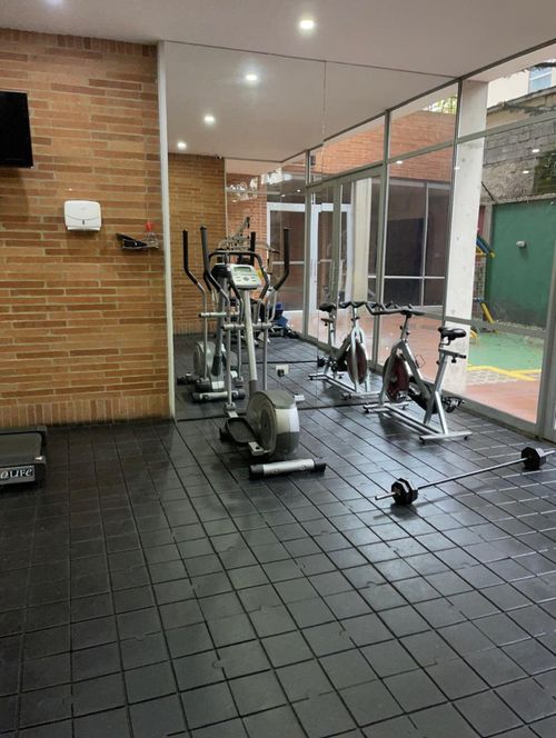 Apartamento de 3 alcobas en venta en Santa Barbara, Bogotá, 162 m² · foto 17 de 19