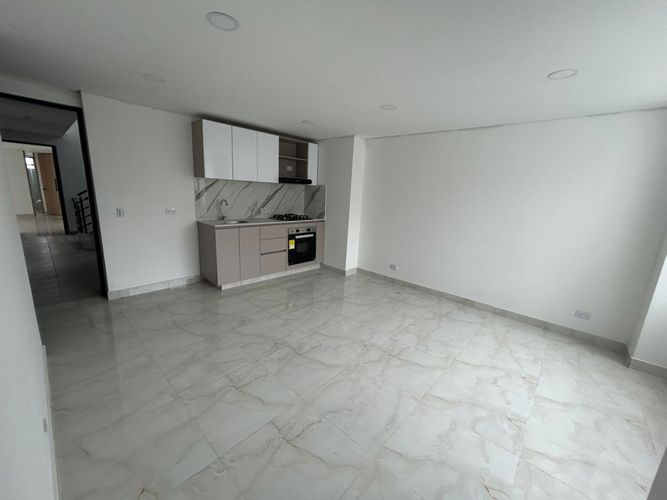 Apartaestudio en venta en Modelia, Bogotá, 57 m² · foto 2 de 13