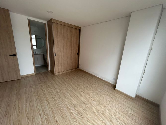 Apartaestudio en venta en Modelia, Bogotá, 57 m² · foto 6 de 13