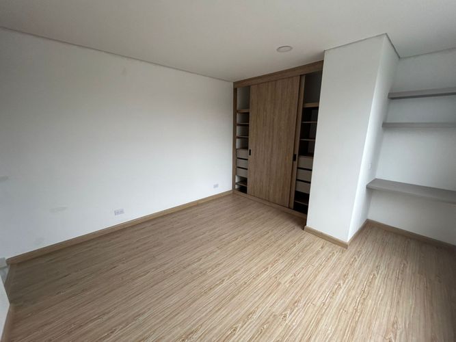 Apartaestudio en venta en Modelia, Bogotá, 70 m² · foto 3 de 12