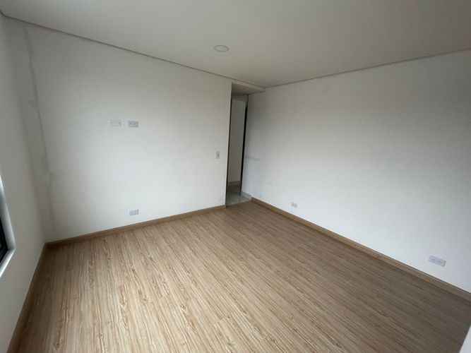 Apartaestudio en venta en Modelia, Bogotá, 70 m² · foto 6 de 12