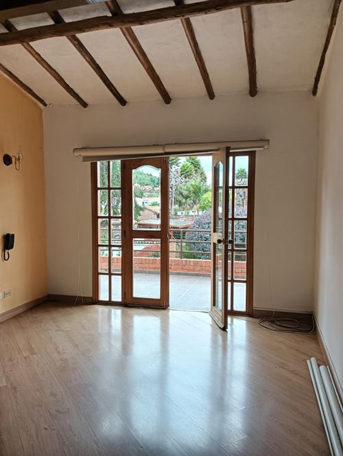 Casa de 4 alcobas en venta en San Jose De Bavaria, Bogotá, 400 m² · foto 6 de 24