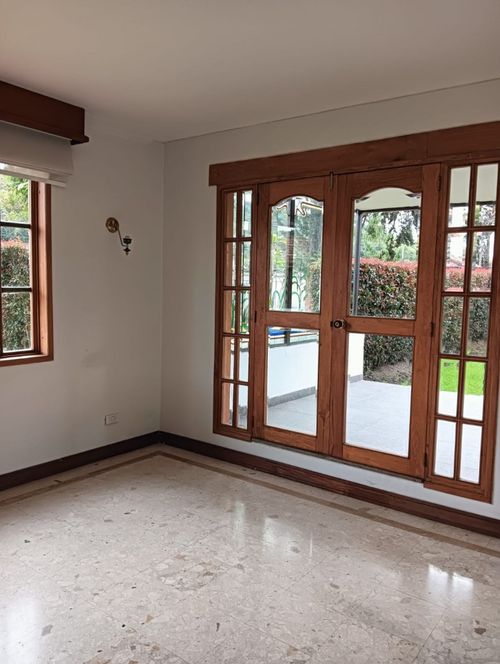 Casa de 4 alcobas en venta en San Jose De Bavaria, Bogotá, 400 m² · foto 13 de 24