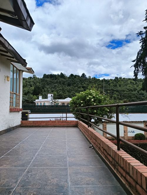 Casa de 4 alcobas en venta en San Jose De Bavaria, Bogotá, 400 m² · foto 20 de 24