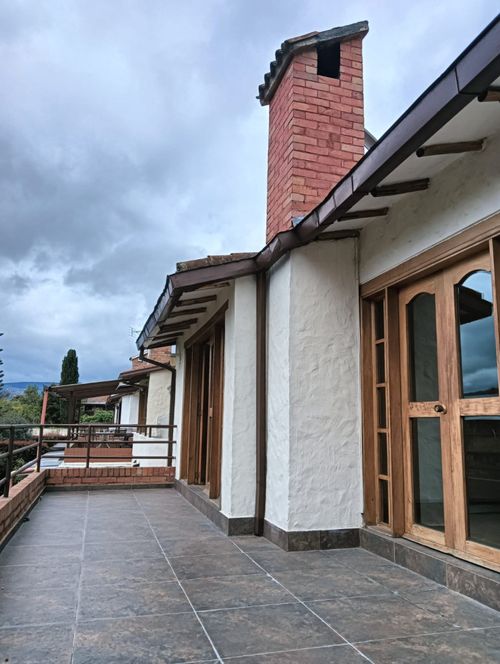 Casa de 4 alcobas en venta en San Jose De Bavaria, Bogotá, 400 m² · foto 21 de 24