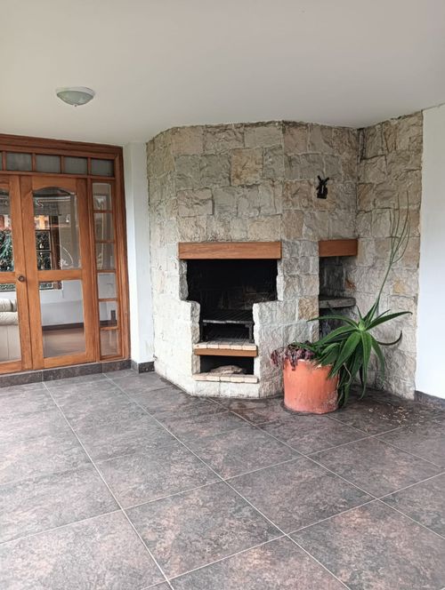 Casa de 4 alcobas en venta en San Jose De Bavaria, Bogotá, 400 m² · foto 22 de 24
