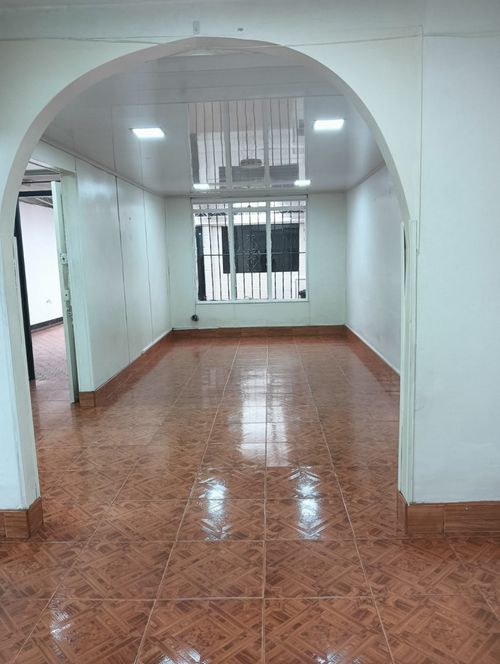 Casa en venta en Fontibon, Bogotá · foto 3 de 24