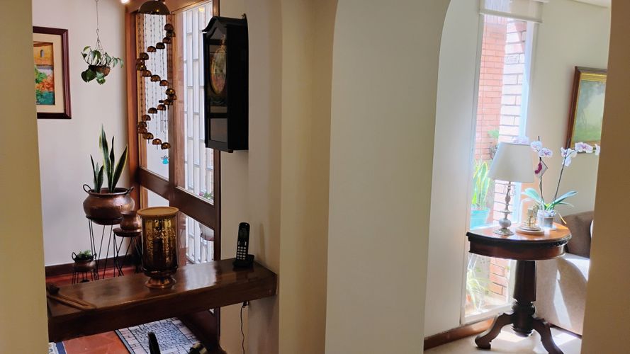 Casa de 4 alcobas en venta en Nueva Autopista, Bogotá, 231 m² · foto 4 de 24
