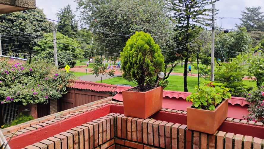 Casa de 4 alcobas en venta en Nueva Autopista, Bogotá, 231 m² · foto 21 de 24