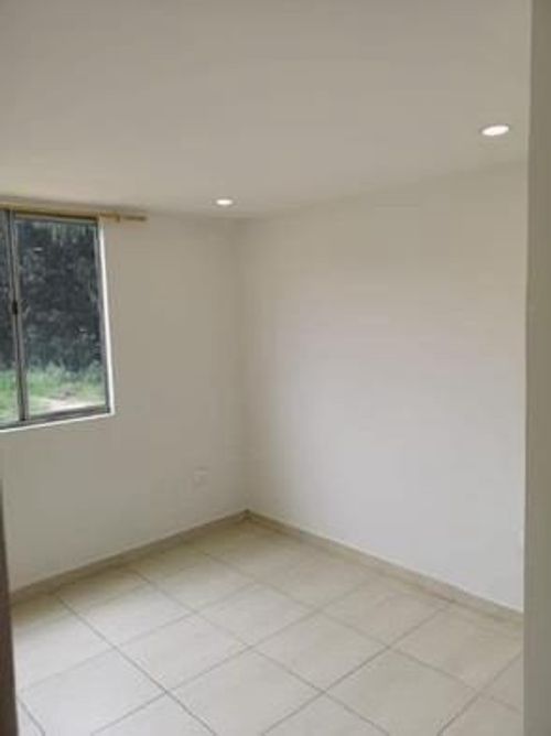 Apartamento de 2 alcobas en venta en Zona Industrial El Salitre, Soacha, 49 m² · foto 6 de 15