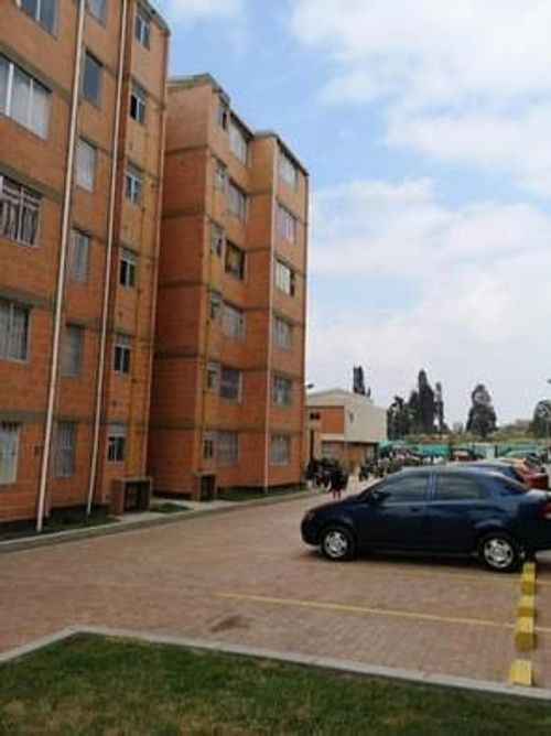 Apartamento de 2 alcobas en venta en Zona Industrial El Salitre, Soacha, 49 m² · foto 15 de 15
