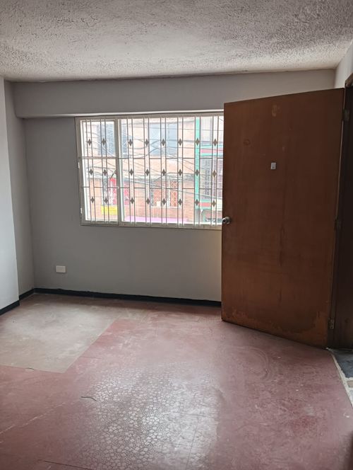 Casa de 4 alcobas en venta en 20 De Julio, Bogotá, 600 m² · foto 14 de 24
