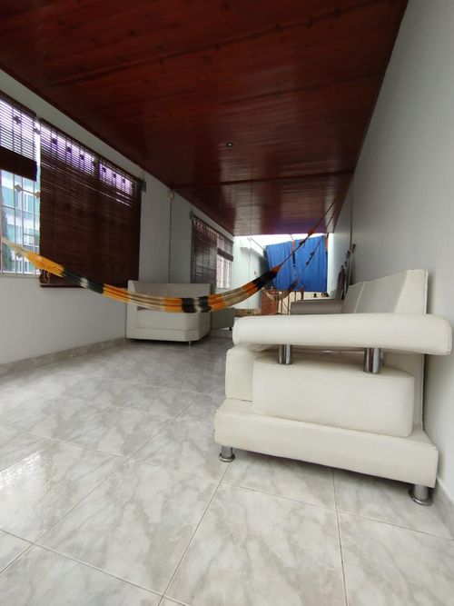 Casa de 3 alcobas en venta en Nueva Autopista, Bogotá, 360 m² · foto 15 de 24