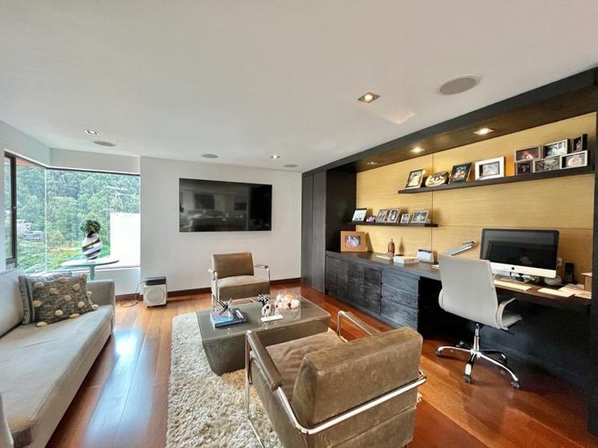 Apartamento de 4 alcobas en venta en Chicó Alto, Bogotá, 435 m² · foto 3 de 20