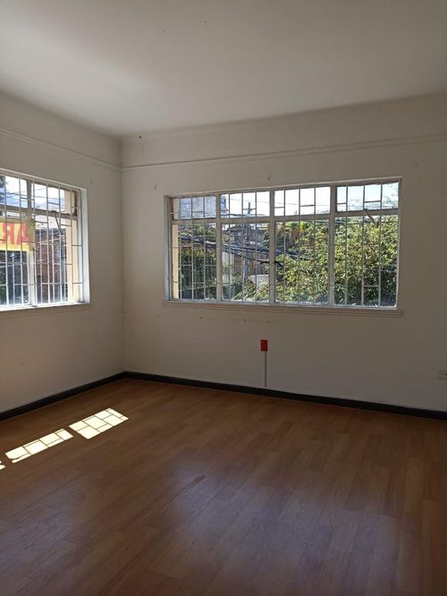 Casa de 5 alcobas en venta en La Soledad, Bogotá, 200 m² · foto 3 de 17