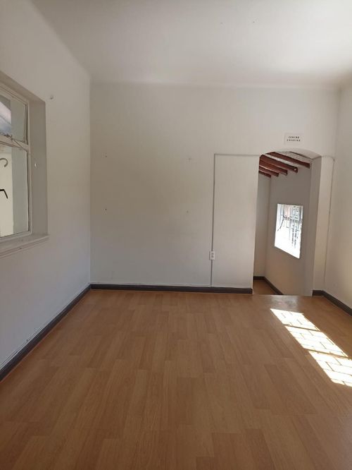 Casa de 5 alcobas en venta en La Soledad, Bogotá, 200 m² · foto 6 de 17