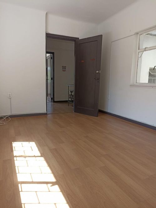 Casa de 5 alcobas en venta en La Soledad, Bogotá, 200 m² · foto 9 de 17