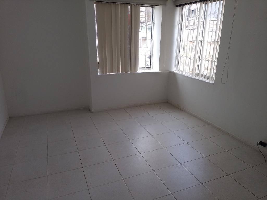 Casa en venta en Santa Barbara, Bogotá · foto 6 de 12