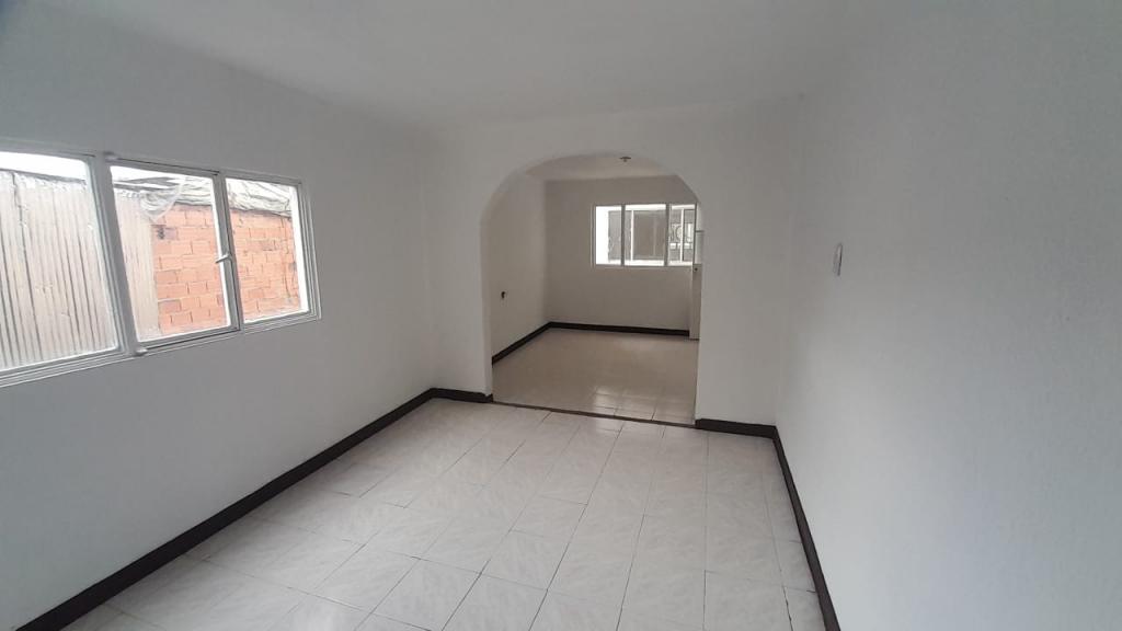 Casa en venta en Villa Claudia, Bogotá · foto 4 de 19