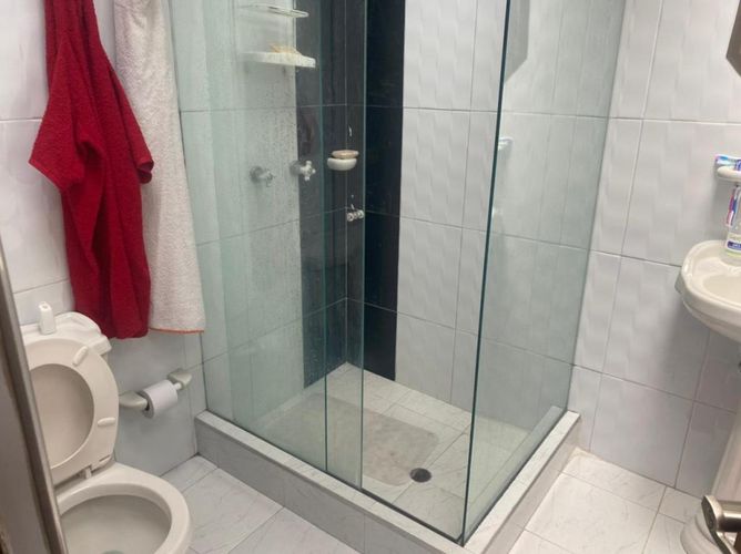 Casa de 4 alcobas en venta en Villa Luz, Bogotá, 260 m² · foto 8 de 16