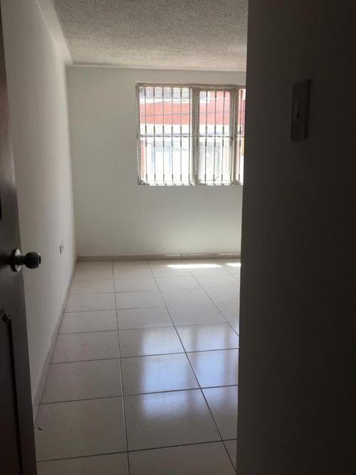 Casa de 5 alcobas en arriendo en Linconl, Soacha, 367 m² · foto 6 de 12