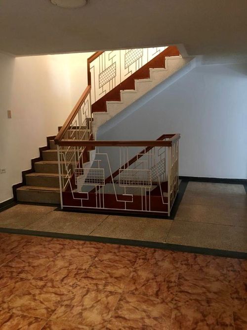 Casa de 5 alcobas en arriendo en Linconl, Soacha, 367 m² · foto 9 de 12