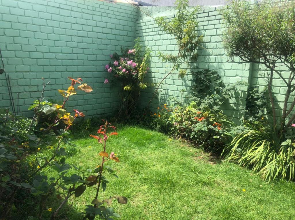 Casa en venta en Cedritos, Bogotá · foto 3 de 19