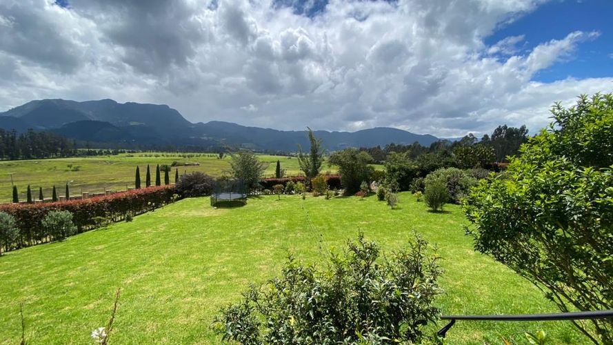 Casa de 4 alcobas en venta en Montana, Sopó, 287 m² · foto 2 de 23