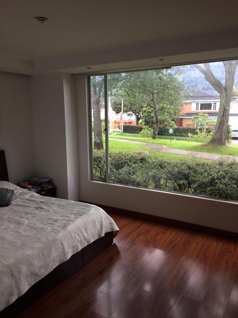 Apartamento en venta en Santa Barbara, Bogotá · foto 9 de 16