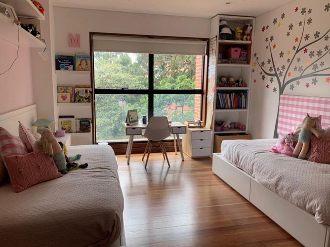 Apartamento de 3 alcobas en venta en Los Rosales, Bogotá, 274 m² · foto 6 de 23