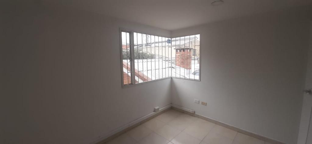 Casa en venta en Nueva Autopista, Bogotá · foto 15 de 24