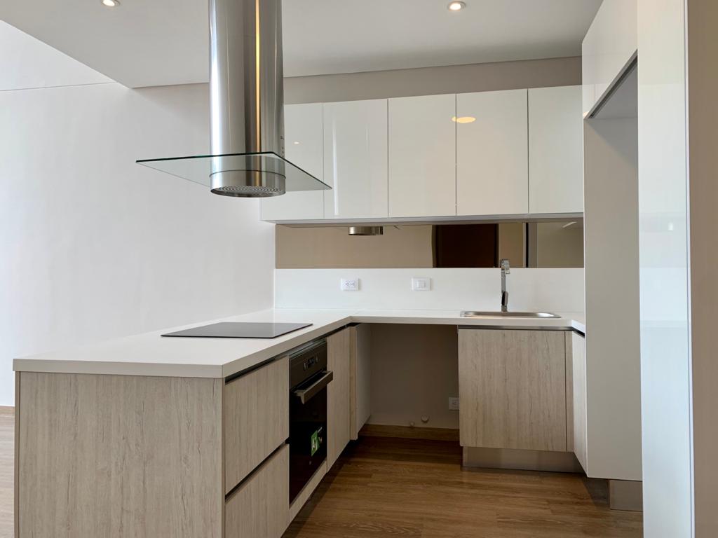 Apartamento en venta en Los Rosales, Bogotá · foto 3 de 22