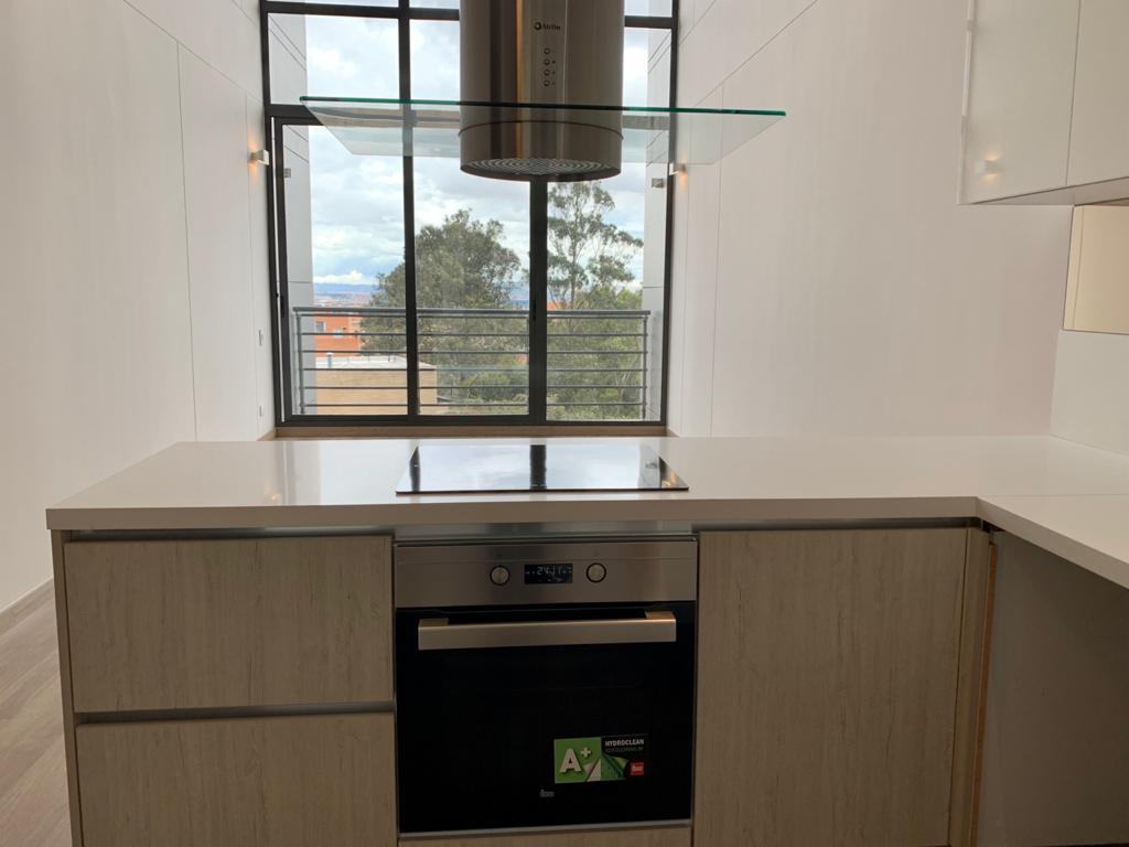 Apartamento en venta en Los Rosales, Bogotá · foto 9 de 22