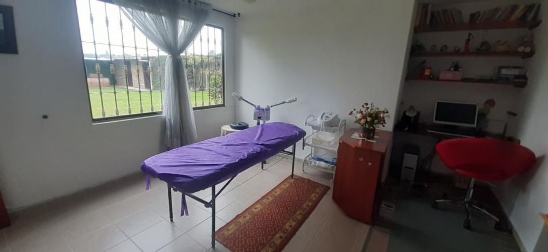 Casa de 7 alcobas en venta en Santa Lucia, Chía, 540 m² · foto 15 de 24