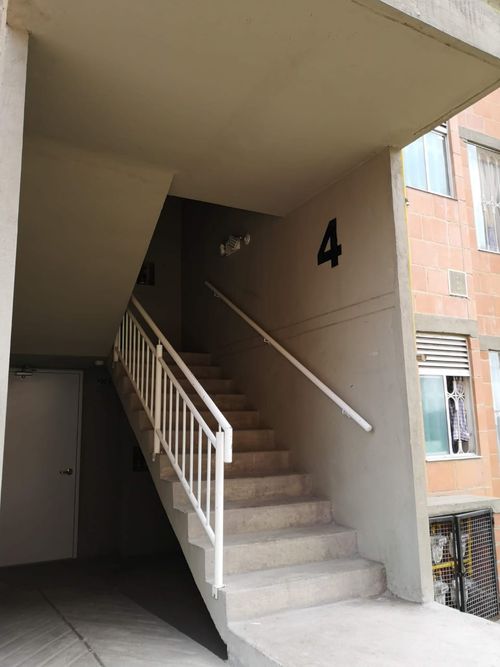 Apartamento de 2 alcobas en venta en El Cipres, Soacha, 49 m² · foto 4 de 24
