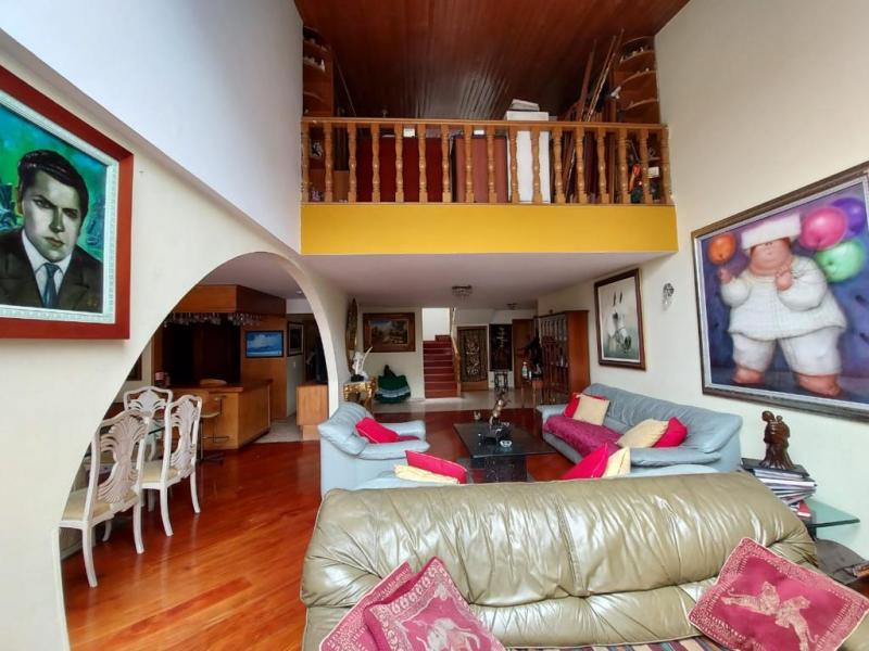 Apartamento en venta en Santa Barbara, Bogotá · foto 2 de 10