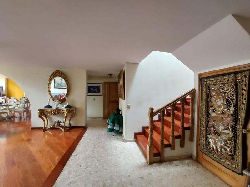 Apartamento en venta en Santa Barbara, Bogotá · foto 7 de 10
