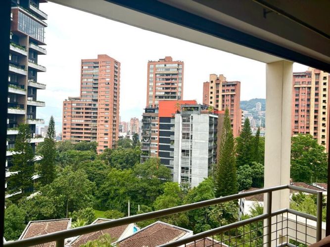 Apartamento de 4 alcobas en venta en La Florida, Medellín, 295 m² · foto 20 de 20