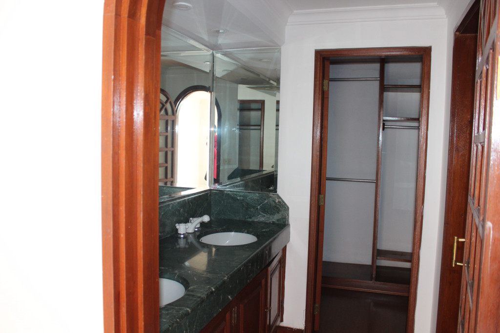 Apartamento en venta en Santa Barbara, Bogotá · foto 16 de 20