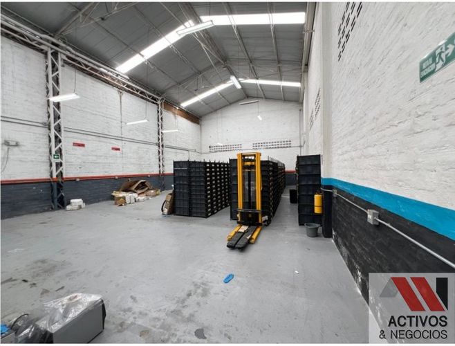 Bodega en venta en Campo Amor, Medellín, 2235 m² · foto 15 de 20