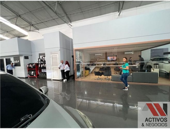Bodega en venta en Campo Amor, Medellín, 2235 m² · foto 18 de 20