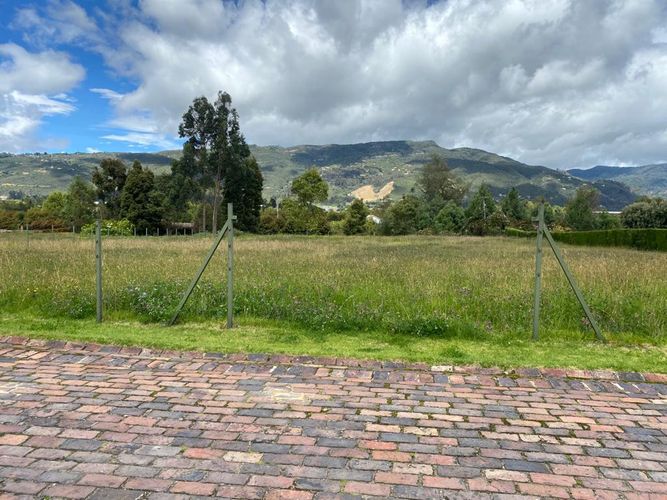 Lote en venta en Vereda La Balsa, Chía, 3485 m² · foto 2 de 16