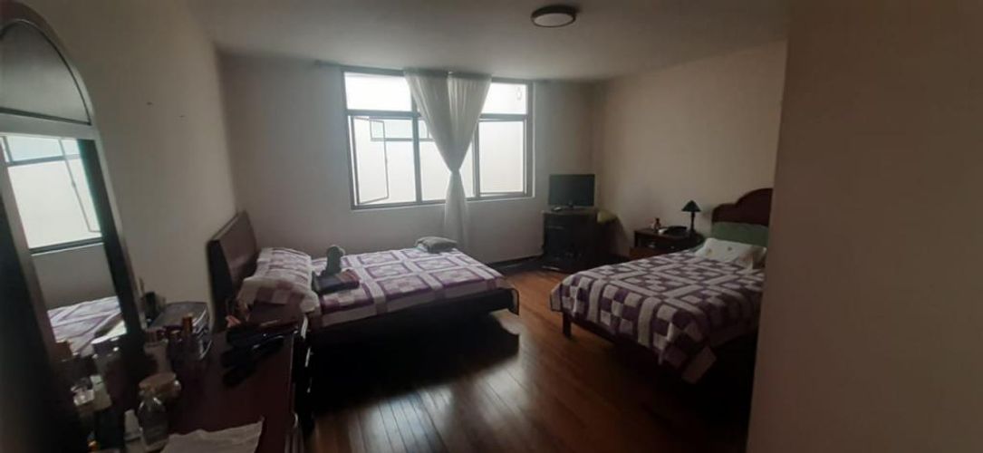 Casa de 5 alcobas en venta en Campin, Bogotá, 295 m² · foto 16 de 24