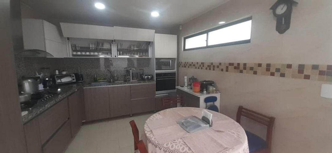 Casa de 5 alcobas en venta en Campin, Bogotá, 295 m² · foto 17 de 24