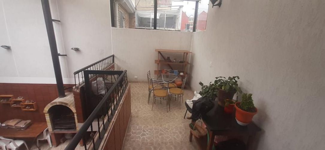 Casa de 5 alcobas en venta en Campin, Bogotá, 295 m² · foto 20 de 24