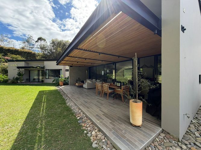 Casa de 2 alcobas en venta en El Salado, Rionegro · foto 16 de 16