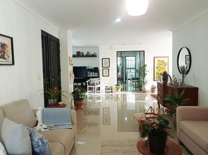 Apartamento de 3 alcobas en venta en El Poblado, Medellín, 140 m² · foto 5 de 19