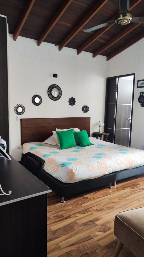 Casa de 6 alcobas en venta en Vereda San Jose, Sabaneta, 540 m² · foto 10 de 24