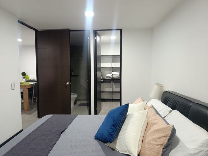Apartamento de 1 alcoba en venta en El Poblado, Medellín, 65 m² · foto 13 de 20